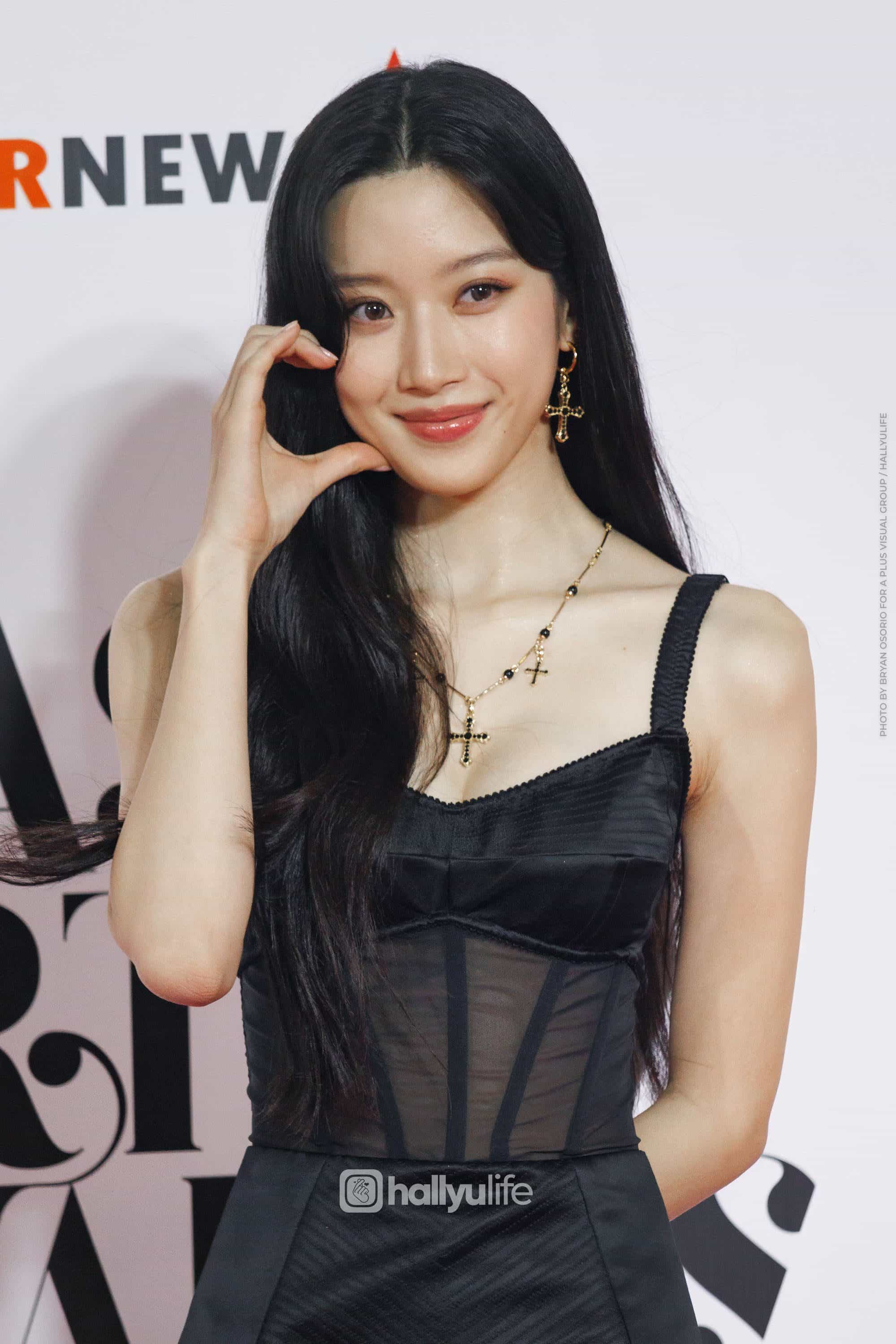 moon-ga-young-asia-artist-awards-2023-in-the-philippines-red-carpet